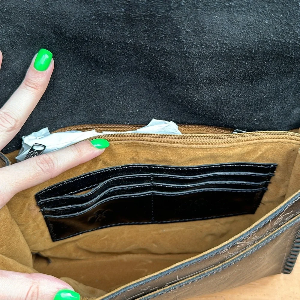 Patricia Nash Black Leather Sarola Map Print
Crossbody Purse NWT - Picture 12 of 16